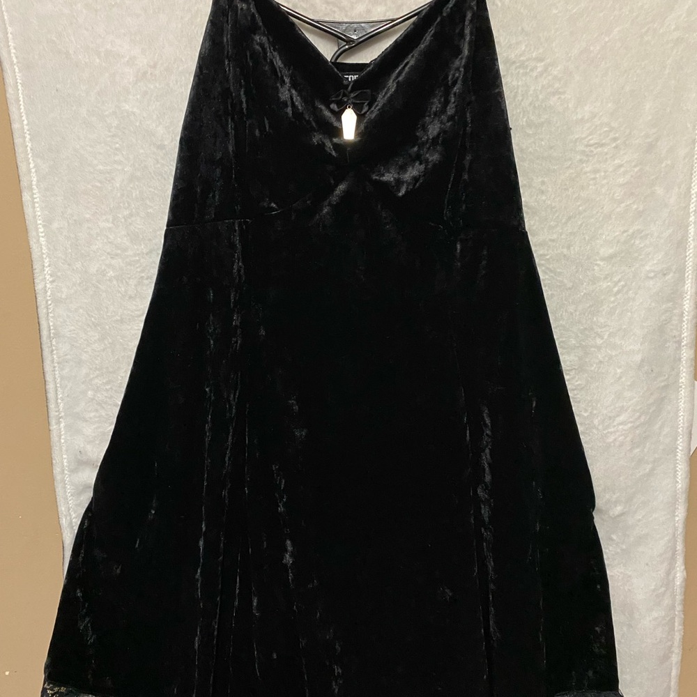 Hot Topic Black Velvet Dress with Coffin Pendant